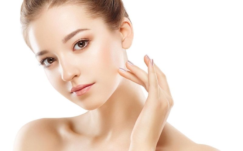 Căng da mặt bằng chỉ collagen an toàn với da